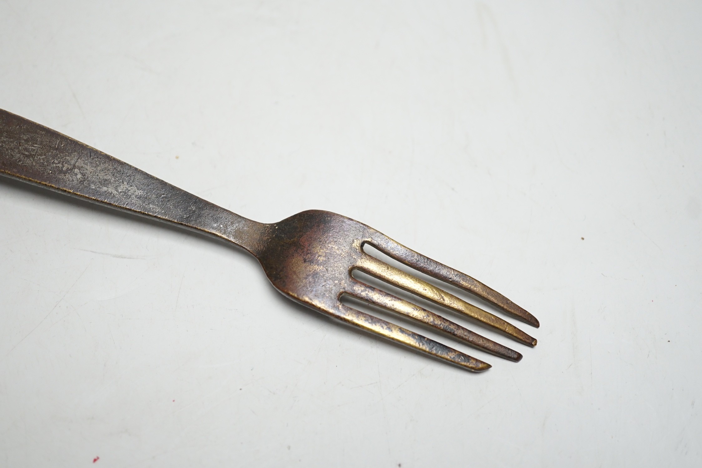 A large and unusual 19th century combined workman’s spoon / fork, 34.5cm